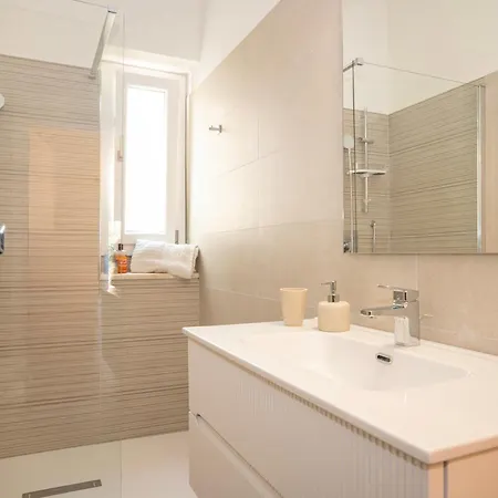 Angela House Apartment *